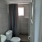 بيت ضيافة Andra كوستِنيست